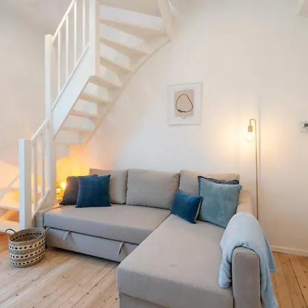 Gezellig, Knusse En Gerenoveerde Rijwoning 4p *