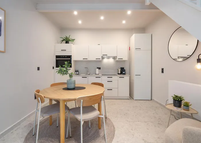 Gezellig, Knusse En Gerenoveerde Rijwoning 4p