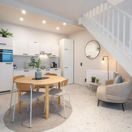 Gezellig, Knusse En Gerenoveerde Rijwoning 4p Appartement